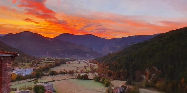 montaña puesta de sol 